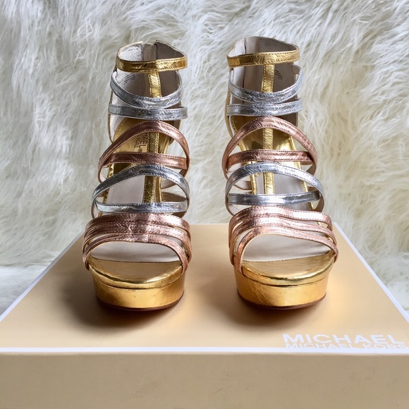 NEW MICHAEL Michael Kors Maddie Platform heels - Picture 3 of 6